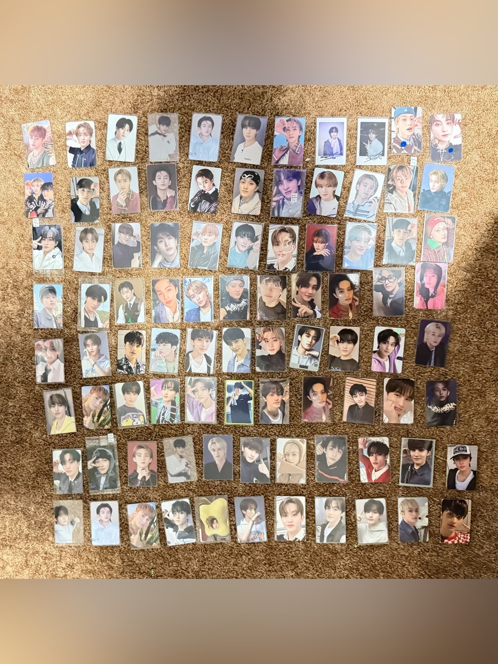 K-Pop Photo Card Collection Display - Assorted Colors